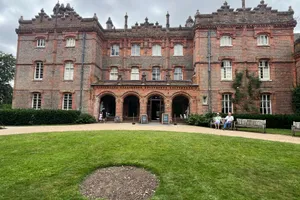 Read Hughenden Hughenden